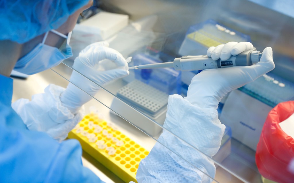 Terminan pruebas clínicas de posible vacuna contra Covid-19 en Rusia
