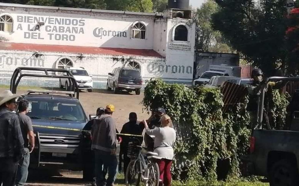 11 muertos, masacre en un bar, entre ellos hay 4 mujeres, fueron ejecutados a balazos