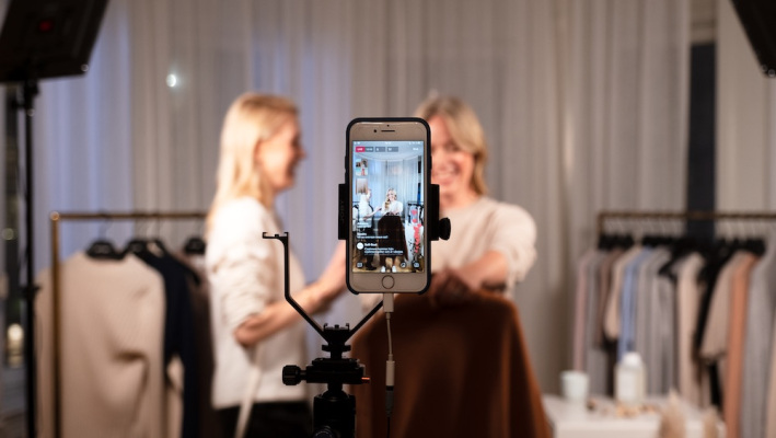 Bambuser recauda $ 45 millones después de cambiar el enfoque a las compras de video en vivo