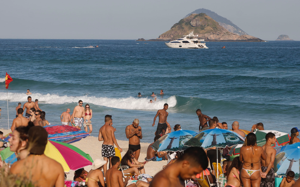 Brasil se aproxima a los 4 millones de contagios de coronavirus; muertes rebasan los 122 mil