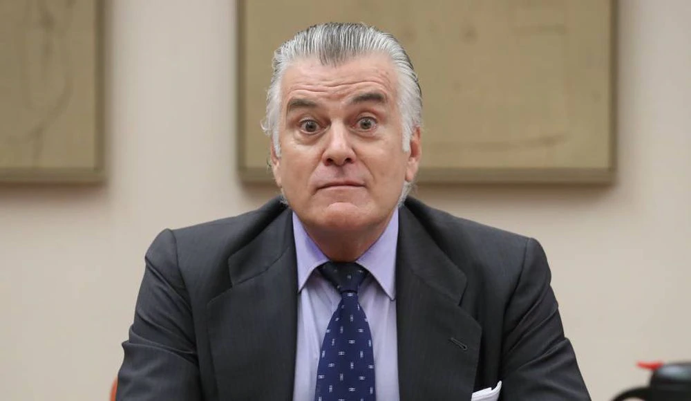 Anticorrupción pide imputar a Fernández Díaz, a Cospedal y a su marido por el espionaje a Bárcenas