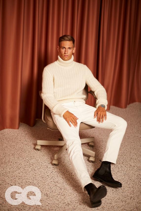 Marcos Llorente posa para la revista GQ.