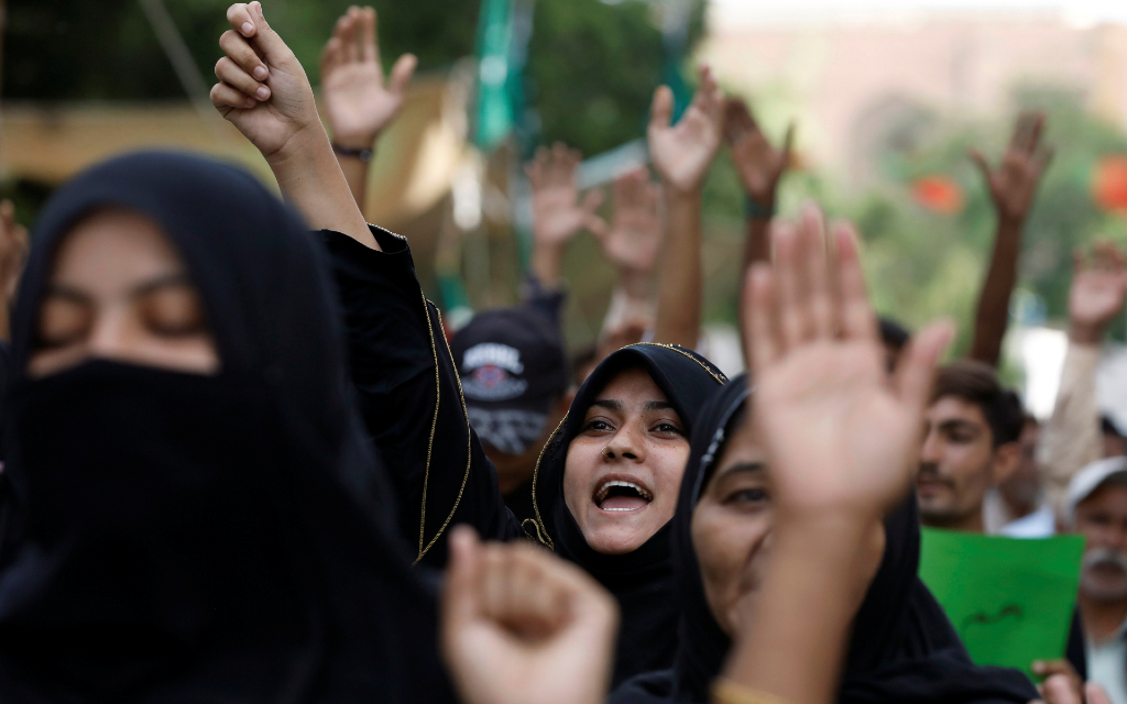 El líder de Irán tacha de imperdonable portada de la revista ‘Charlie Hebdo’