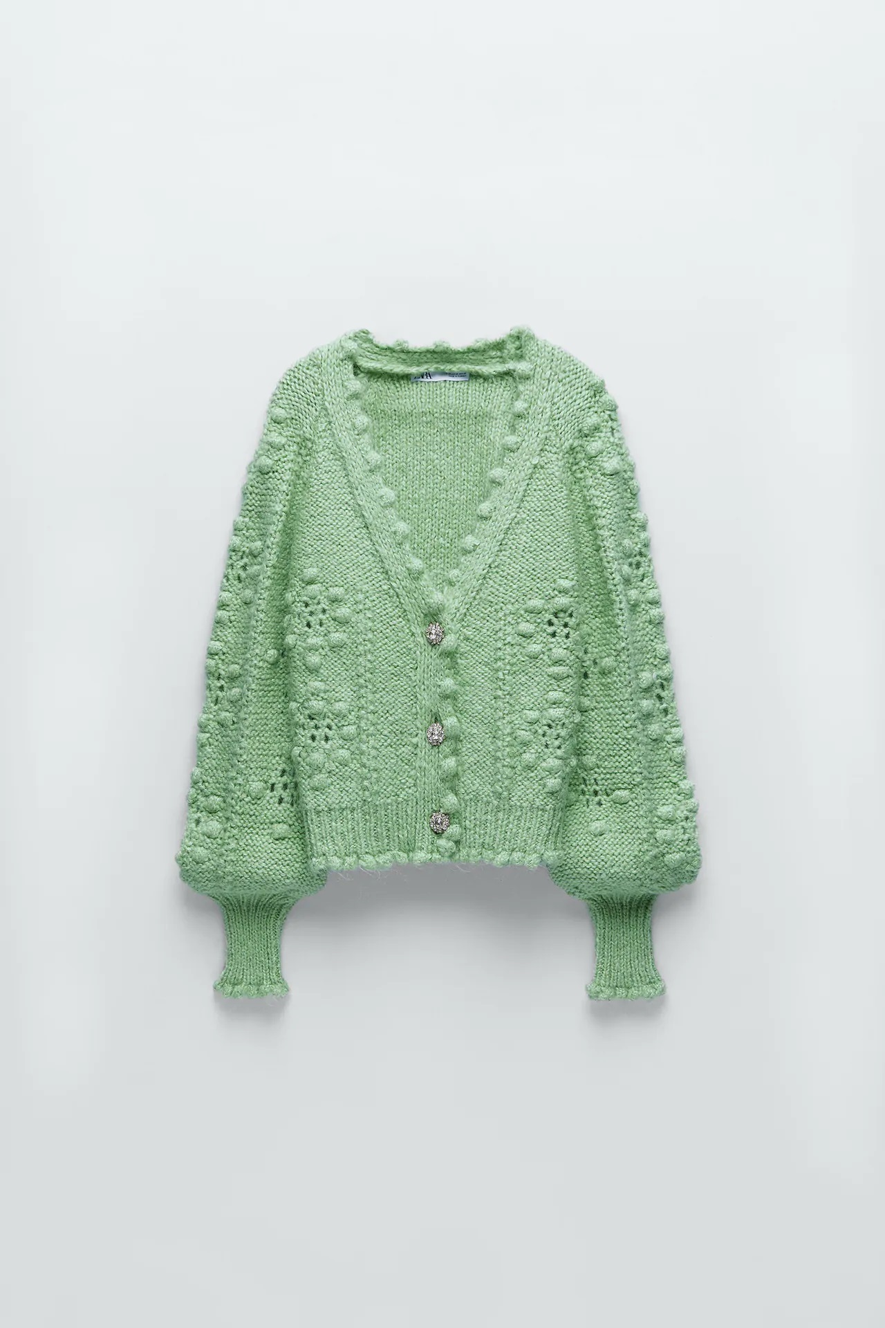 Zara: 5 tipos de cardigan que no te vas a querer quitar este otoño-invierno