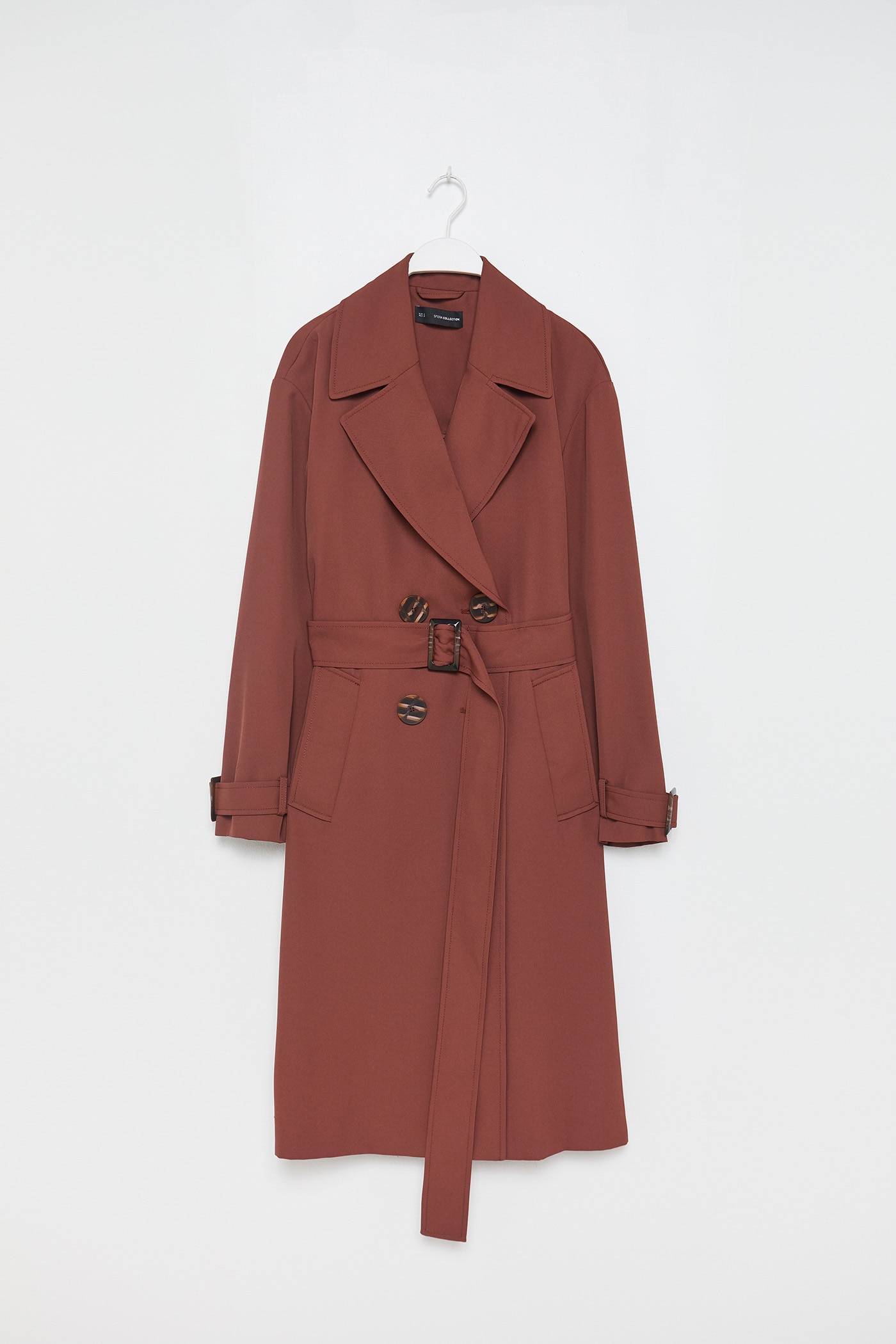 Sfera tiene las gabardinas low cost más elegantes, vas a querer que llegue el frío