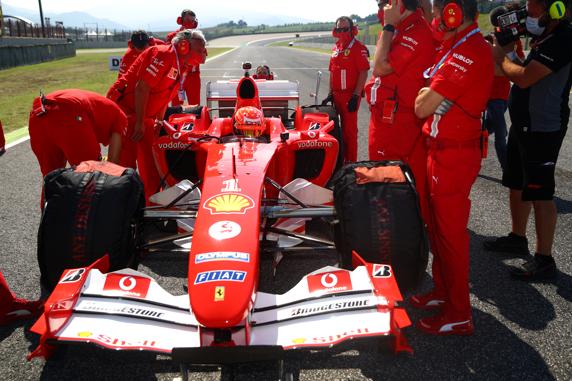 Mick Schumacher, pilotando el F2004 de Michael Schumacher en Mugello, en el GP de la Toscana de F1 2020
