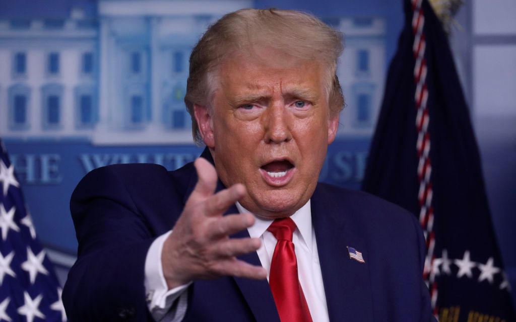 Exmodelo acusa a Trump de agresión sexual en 1997; abogada del mandatario lo niega