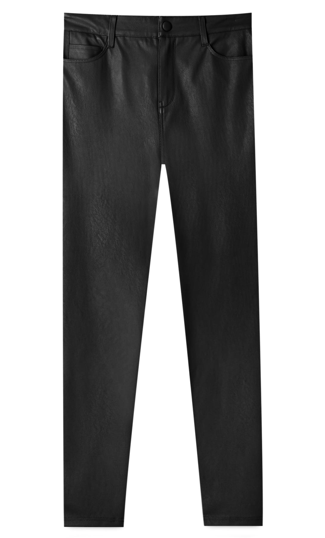 Estas son las prendas de Stradivarius de efecto piel o cuero que triunfarán esta temporada