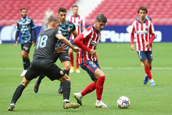 Álvaro Morata durante el entrenamiento contra el Almería