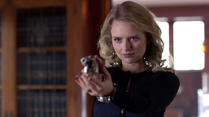 supergirl-eve-tessmacher supergirl-eve-tessmacher