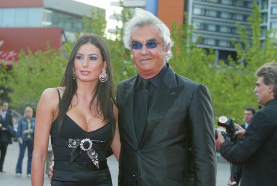 Gala de la 7º edición de los Premios Laureus 2005, celebrada en el Centro Internacional de Convenciones del Parc Fòrum de Barcelona. Briatore y su entonces pareja, la modelo Elisabeta Gregoraci.