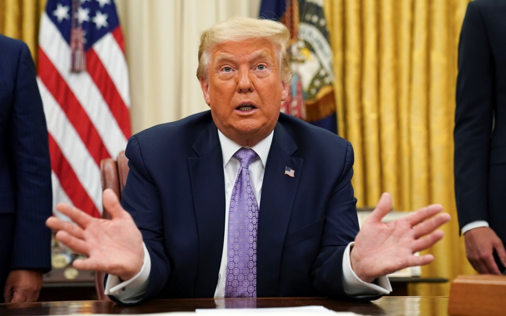 Asegura Trump que no minimizó la amenaza de la pandemia