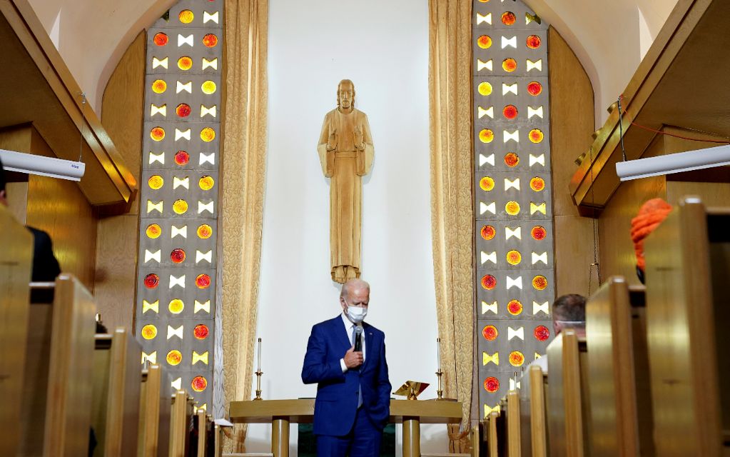 Biden habló con joven afroamericano paralizado por disparos de policía en Wisconsin