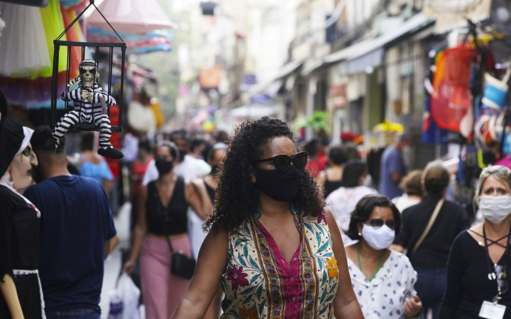 Brasil prorroga prohibición de entrada de extranjeros por 30 días