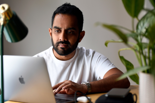 Caura, una aplicación para eliminar la molestia de tener un automóvil, se lanza del cofundador de Echo, Sai Lakshmi