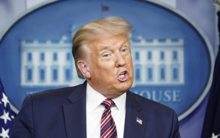 Corte de EU permite que Trump elimine protecciones humanitarias de inmigrantes