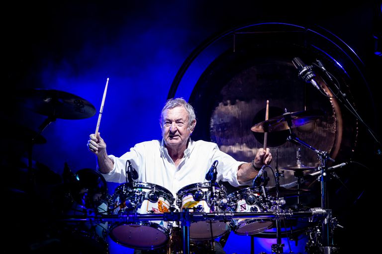 Nick Mason, de Pink Folyd, con el grupo Saucerful of Secrets durante el 'Rock In Roma' en el Auditorium Parco della Musica en 2019.