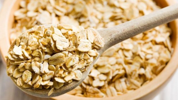 Esta mascarilla casera de naranja y avena es perfecta para la piel grasa