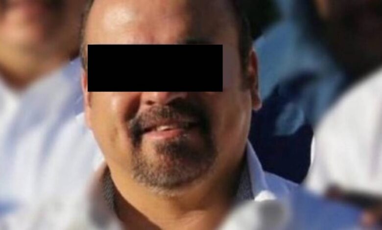 Funcionario pederasta, solo debe pagar 13 mil pesos, fue sorprendido con una niña desnuda en su auto