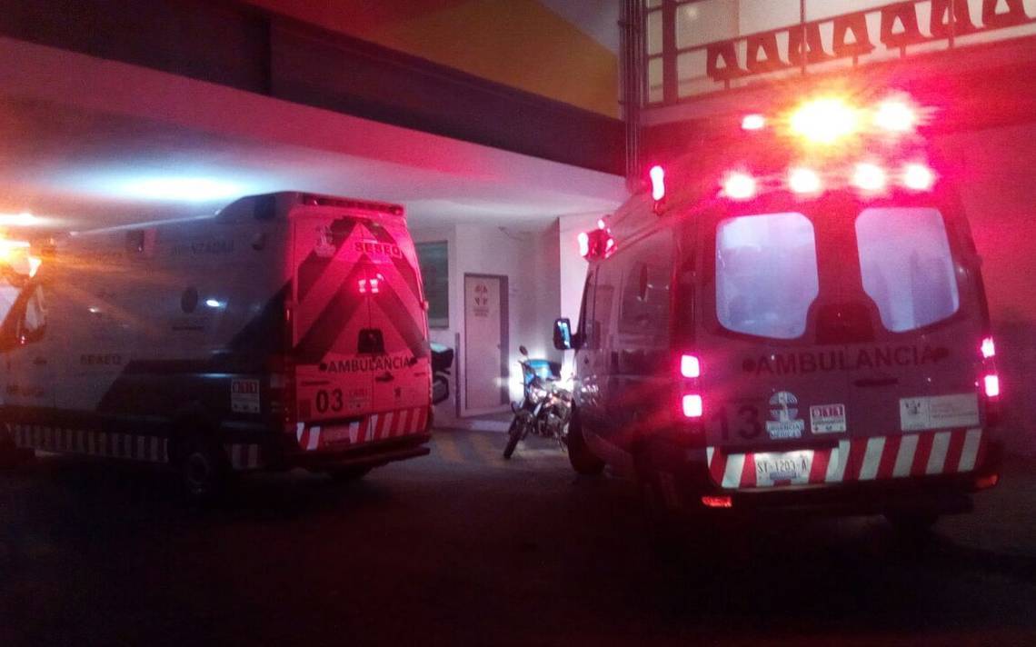 Intenta suicidarse un joven, se cortó el cuello en Querétaro, en Desarrollo San Pablo