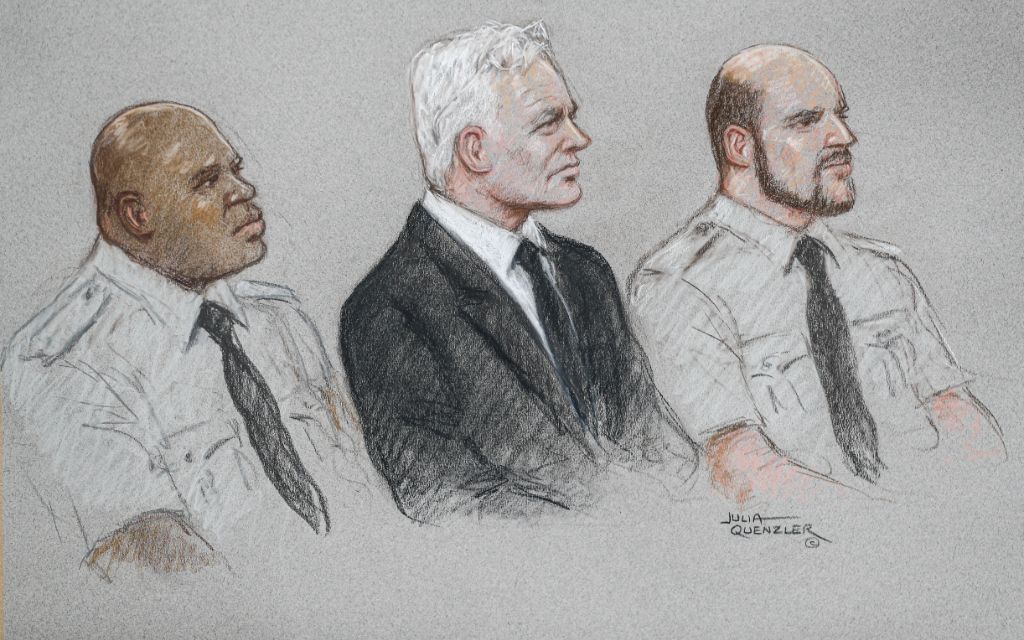 Juez británico rechaza petición de Assange para retrasar su extradición a EU