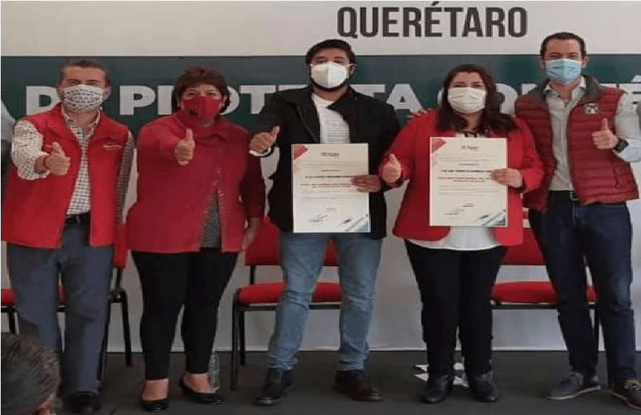 María Antonieta Puebla toma protesta como nueva dirigente del PRI, en Colón