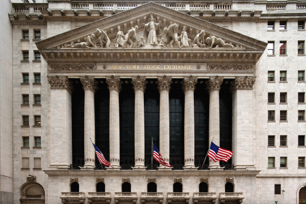 Mientras se dirige a la OPI, Palantir contrata a un contador jefe y obtiene la aprobación de NYSE para negociar