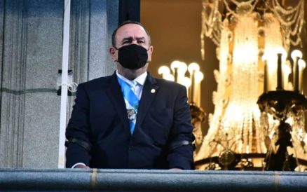Presidente de Guatemala, contagiado de coronavirus, admite ser paciente ‘de alto riesgo’