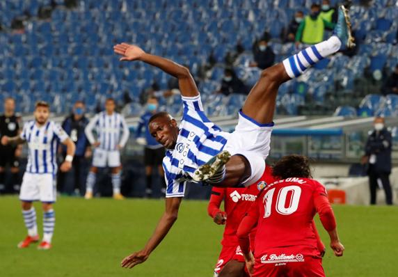 Sagnan cae ante Enes Unal