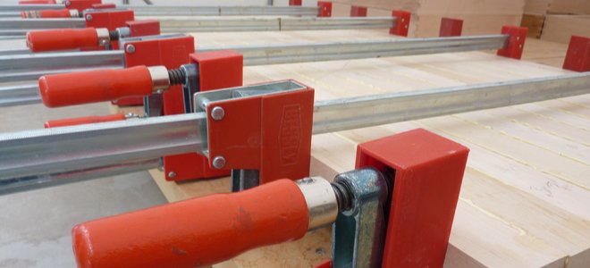 Abrazaderas de barra