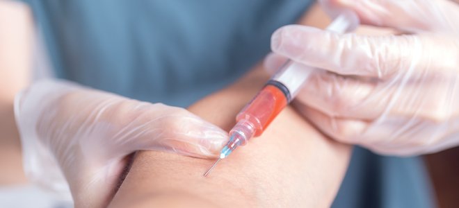 donante de sangre donando sangre