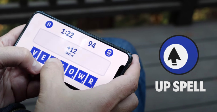 El ex ingeniero de Apple y creador de autocorrección crea su primera aplicación, un juego de palabras llamado Up Spell