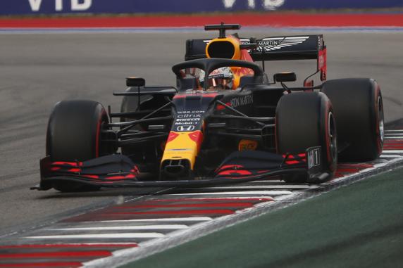 La calidad de Verstappen es la única certeza en un equipo llenod e interrogantes