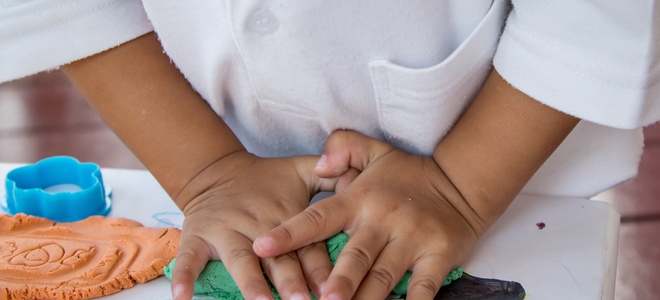 Cómo hacer plastilina casera