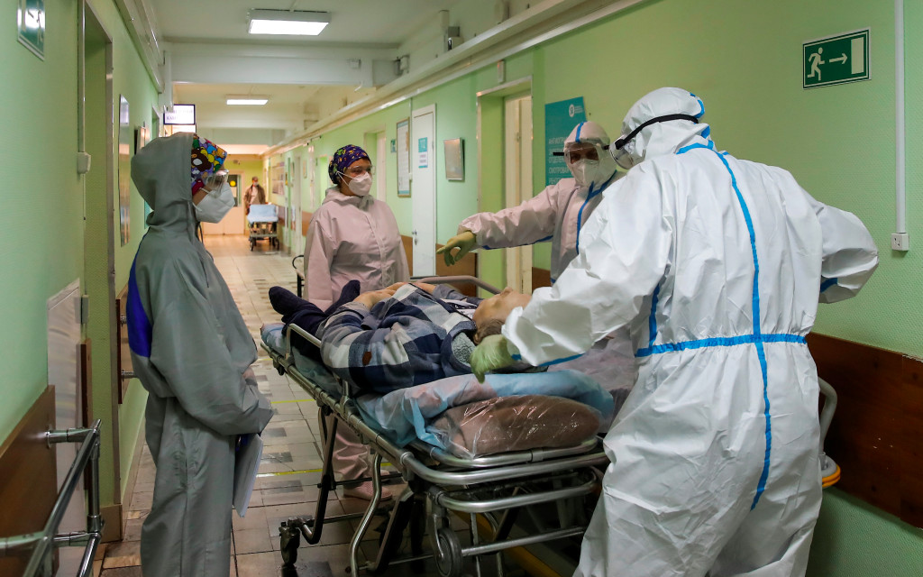 Grifols inicia ensayos clínicos de su tratamiento anti-Covid