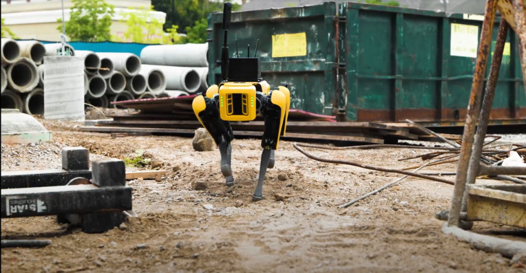 DroneDeploy se une a Boston Dynamics para ofrecer una vista interior-exterior del lugar de trabajo