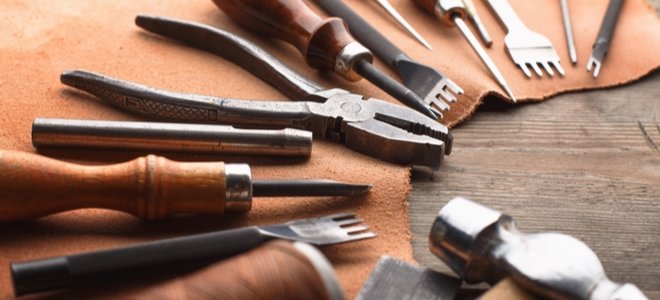 herramientas de trabajo de cuero