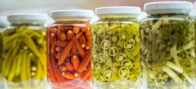 Cómo enlatar cultivos de hortalizas