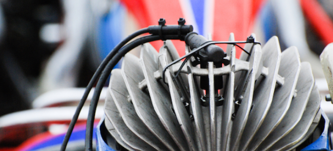 Cómo convertir un motor de cortadora de césped para un kart