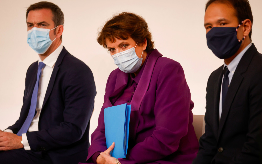 Francia ordena el toque de queda para 46 millones de ciudadanos