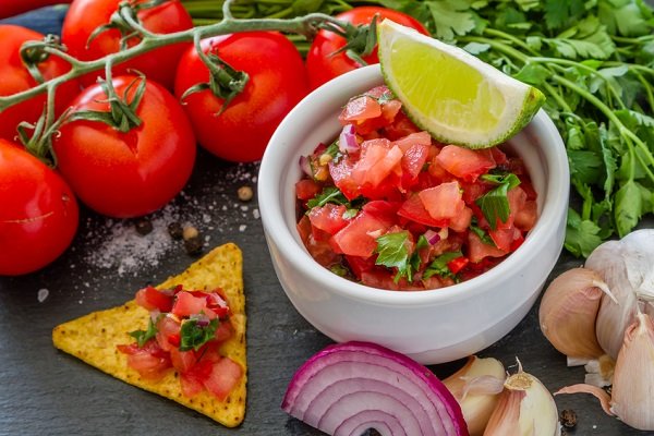 salsa de tomate en trozos