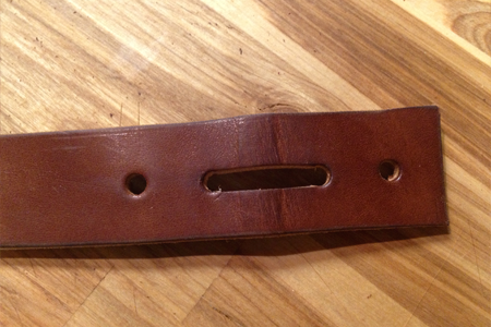 agujeros de hebilla de cinturón de cuero