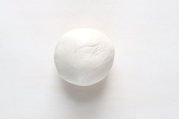 Una bola de arcilla. 