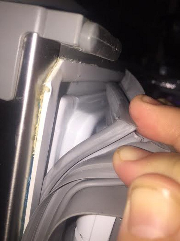 una junta de la puerta del frigorífico