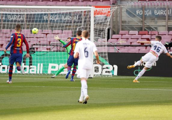 Fede Valverde anotó el primer tanto del Real Madrid en el último Clásico