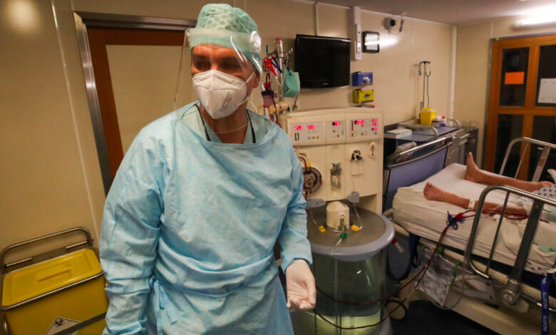 Estudio de Reino Unido revela que protección tras contagio por Covid no sería duradera