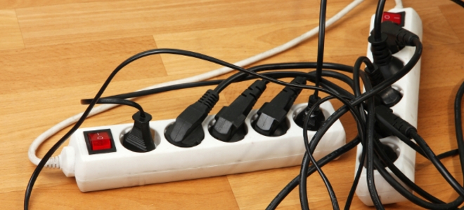 4 formas de organizar cables y cordones