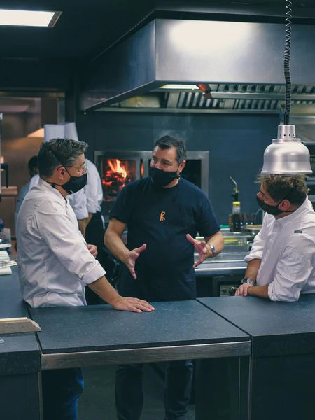 Los hermanos Joan, Josep y Jordi Roca, en el El Celler de Can Roca, en la reapertura tras los meses de confinamiento.
