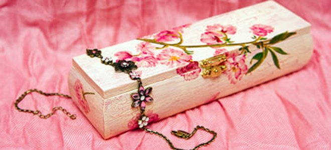 Cómo decoupage cualquier cosa |  LaNetaNeta.com