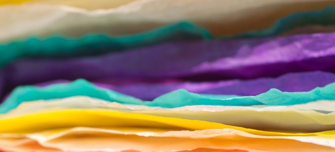 Cómo hacer papel maché con núcleo de espuma